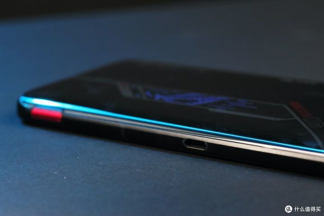 最强旗舰ROG Phone 6降临,集酷炫、强悍硬实力于一身的电竞娱乐手机