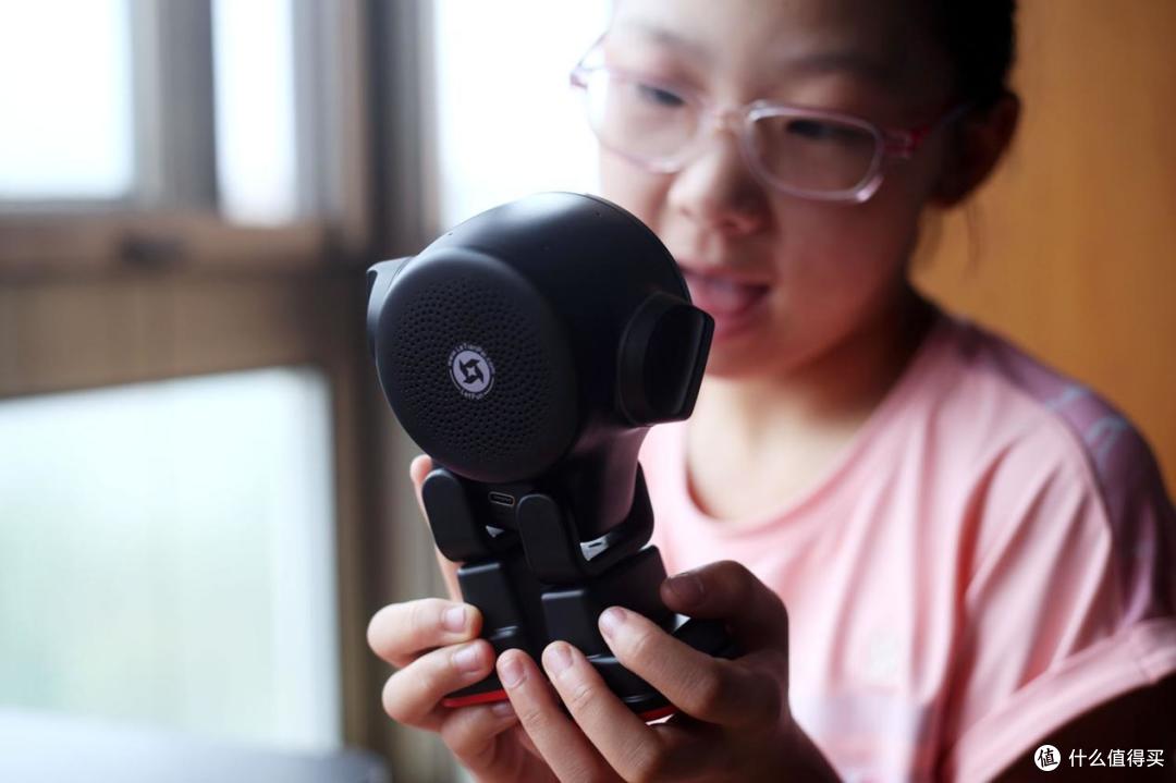 嗨!小乐!记与乐天派桌面机器人的初次见面