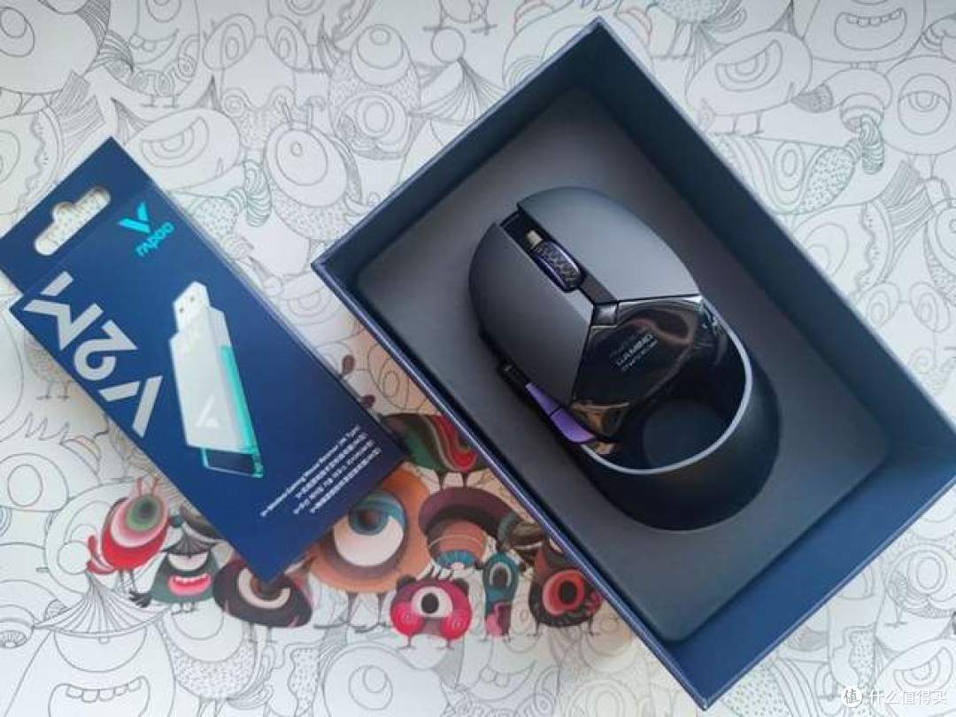 兼顾颜值与实力,雷柏VT960Pro 4K无线鼠标套装