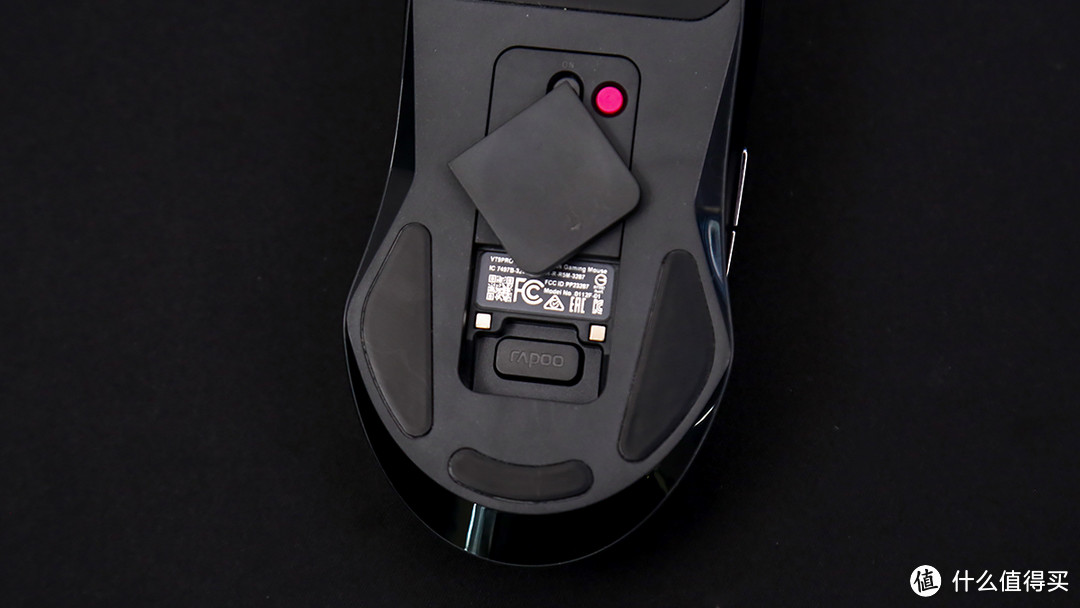 旗舰传感器+自研C+按键调教技术，雷柏VT9PRO轻量化双模游戏鼠标评测