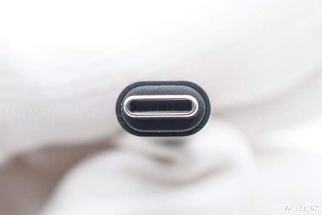 评测荣合电子60W、100W充电线:主打 PD 快充功能,彩虹配色更个性