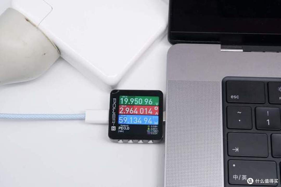 评测荣合电子60W、100W充电线:主打 PD 快充功能,彩虹配色更个性