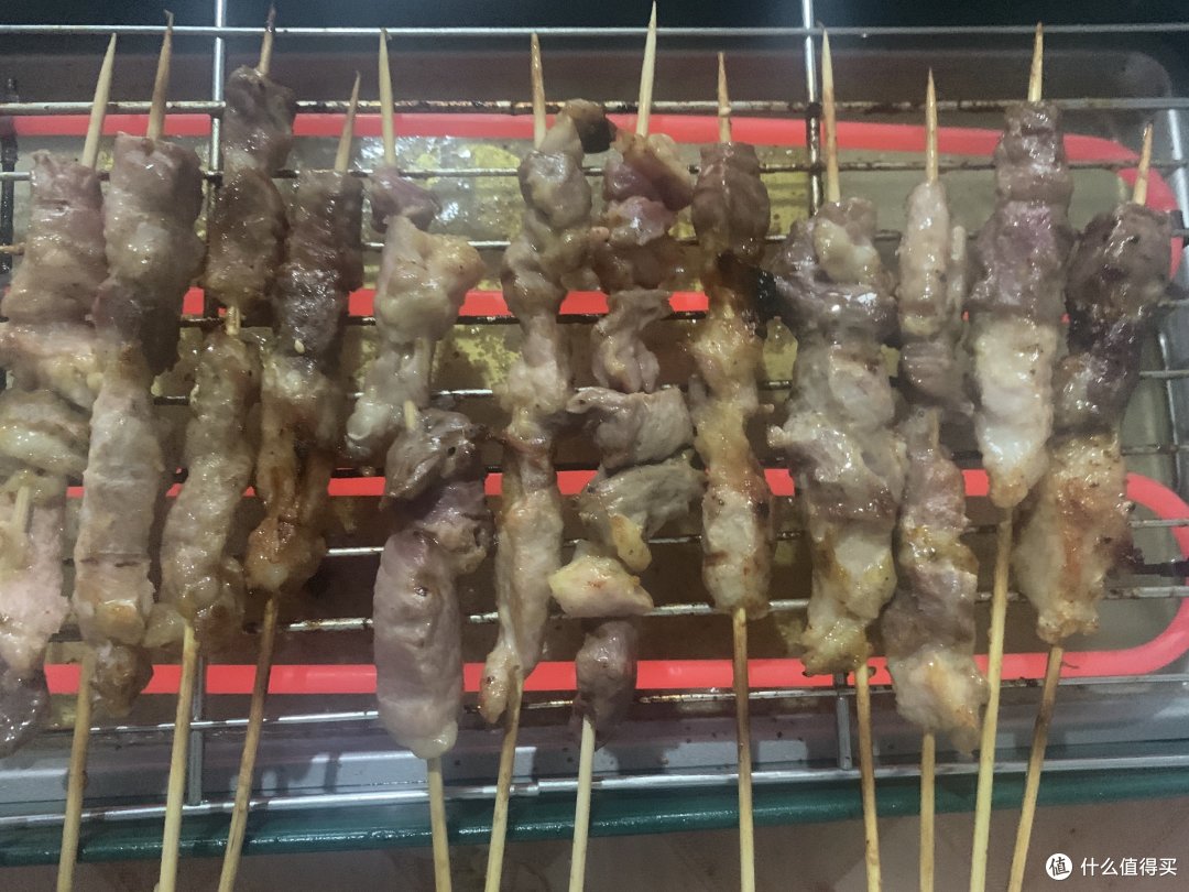 轻松清洁,让电烤架焕然一新!