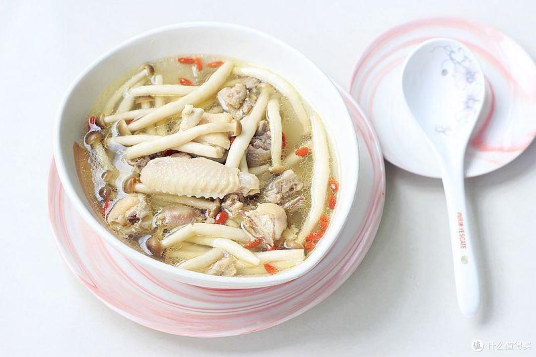 这碗汤,汤鲜肉嫩,能量满满