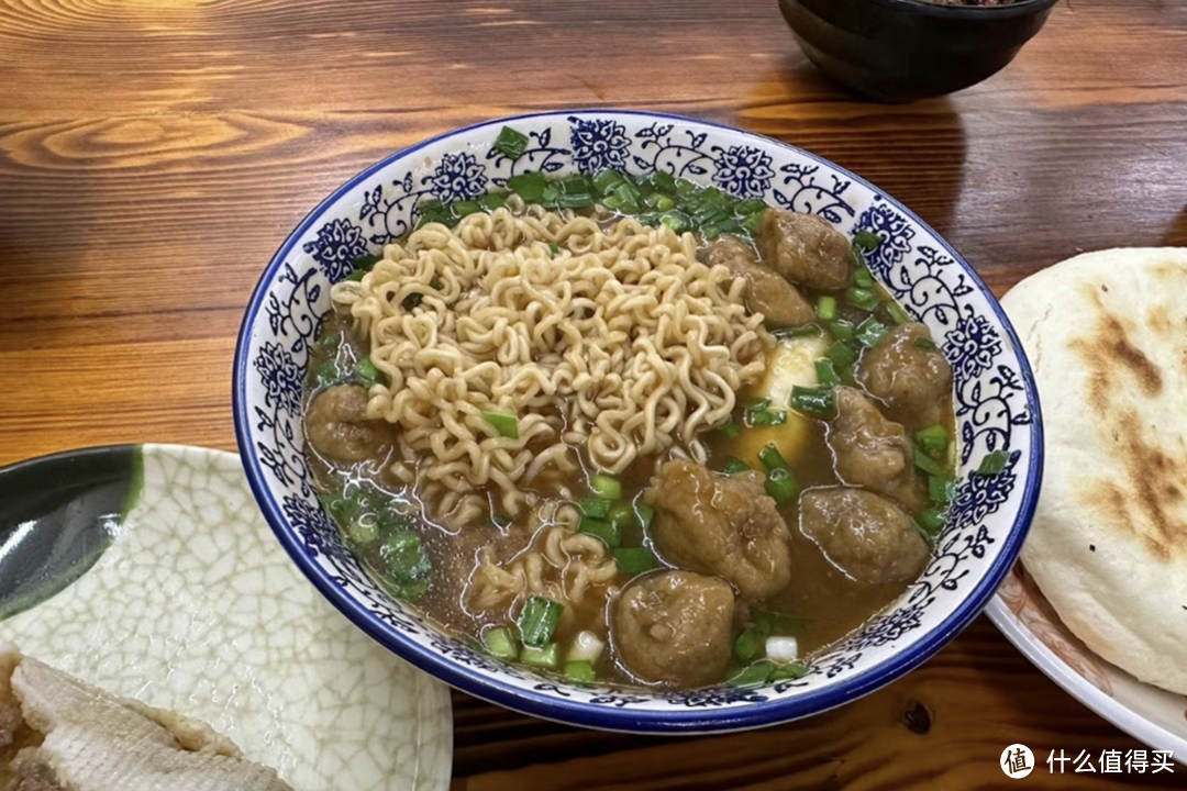 肉丸,荷包蛋,方便面,这个山西小城的早餐,养活了河南一家方便面厂