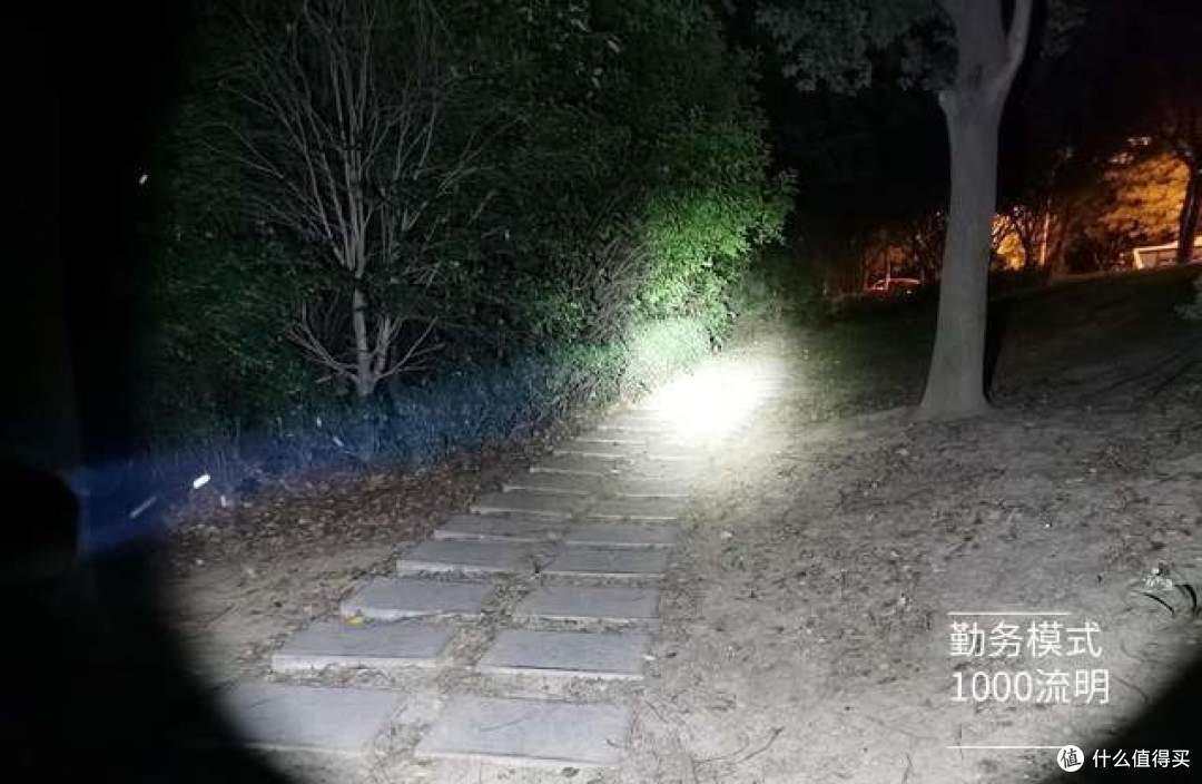 应急照明,这款双模式Fenix TK22 TAC手电你觉得怎么样?