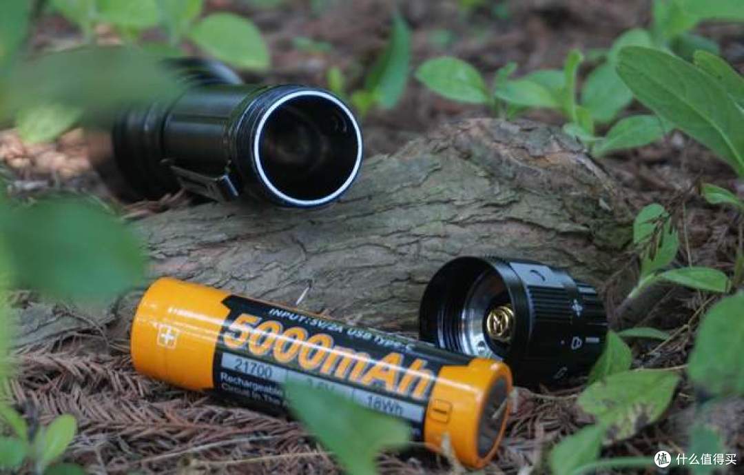 应急照明,这款双模式Fenix TK22 TAC手电你觉得怎么样?