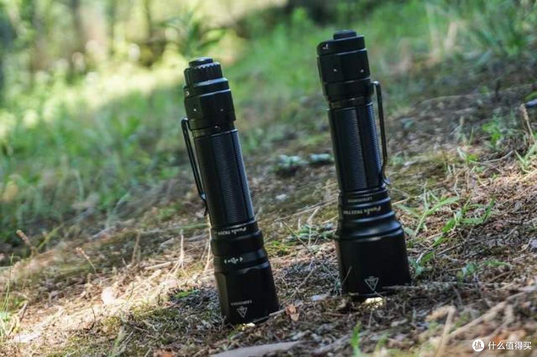 应急照明,这款双模式Fenix TK22 TAC手电你觉得怎么样?
