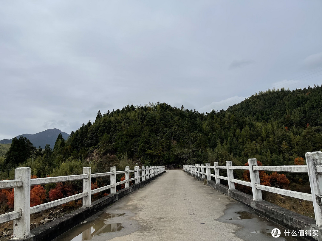 夏天就应该去高山上探索这个世界。