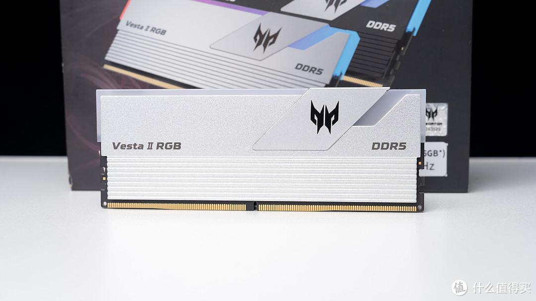 渣U稳定7800MHz烤机！宏碁掠夺者Vesta II RGB DDR5 6600 16GB*2内存超频体验