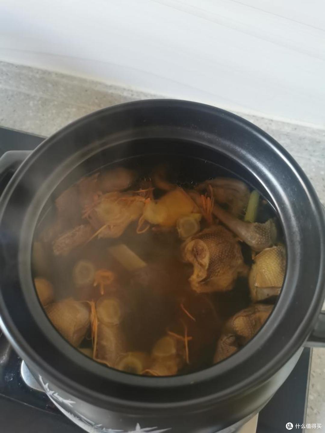 鸽子汤，滋补养生的美味佳肴，让你健康又美味！