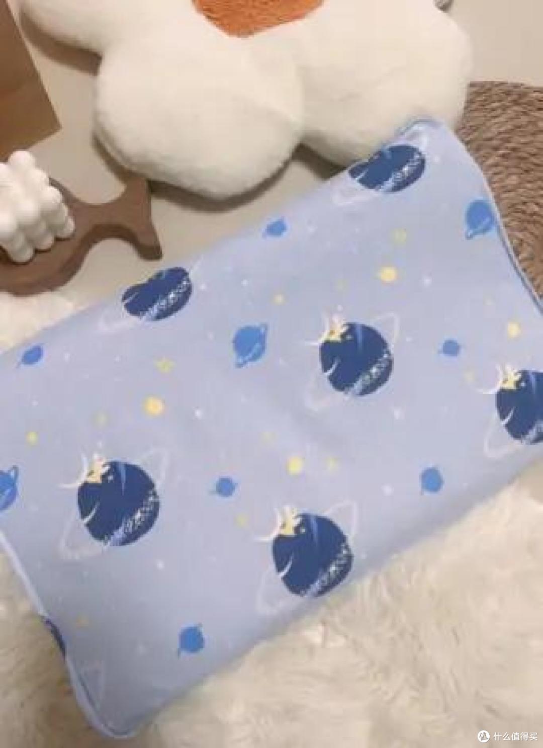 让宝宝舒适睡眠,当然要get这款婴儿枕头啦~