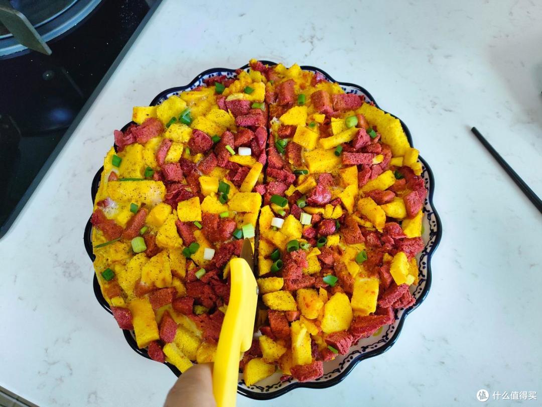 老婆偷懒做早餐,说有“2条鱼”,老公一看笑抽了,哈哈!