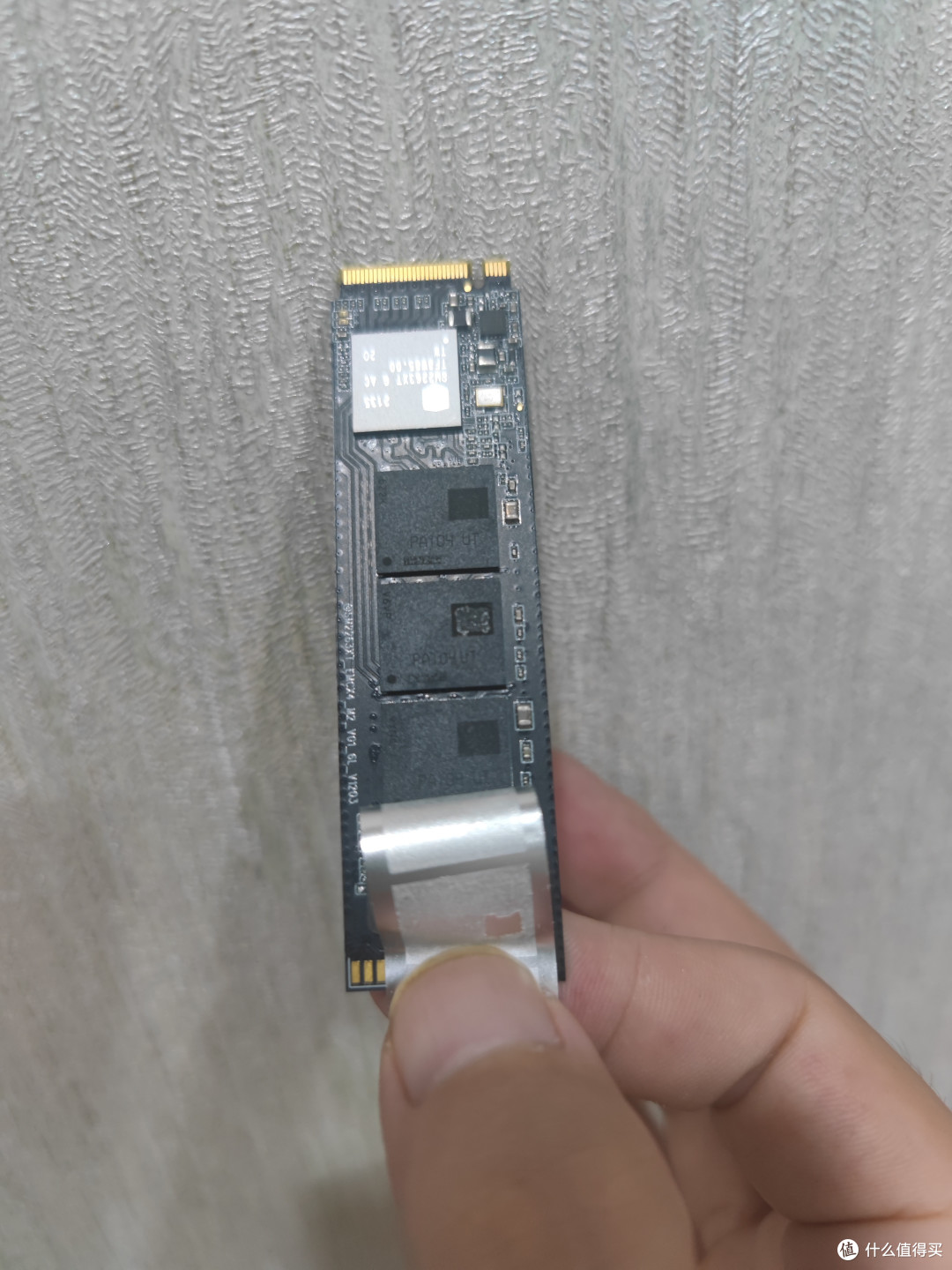 哪有赌狗天天输2.0,200入手1t镁光1100和一个全新国产512g
