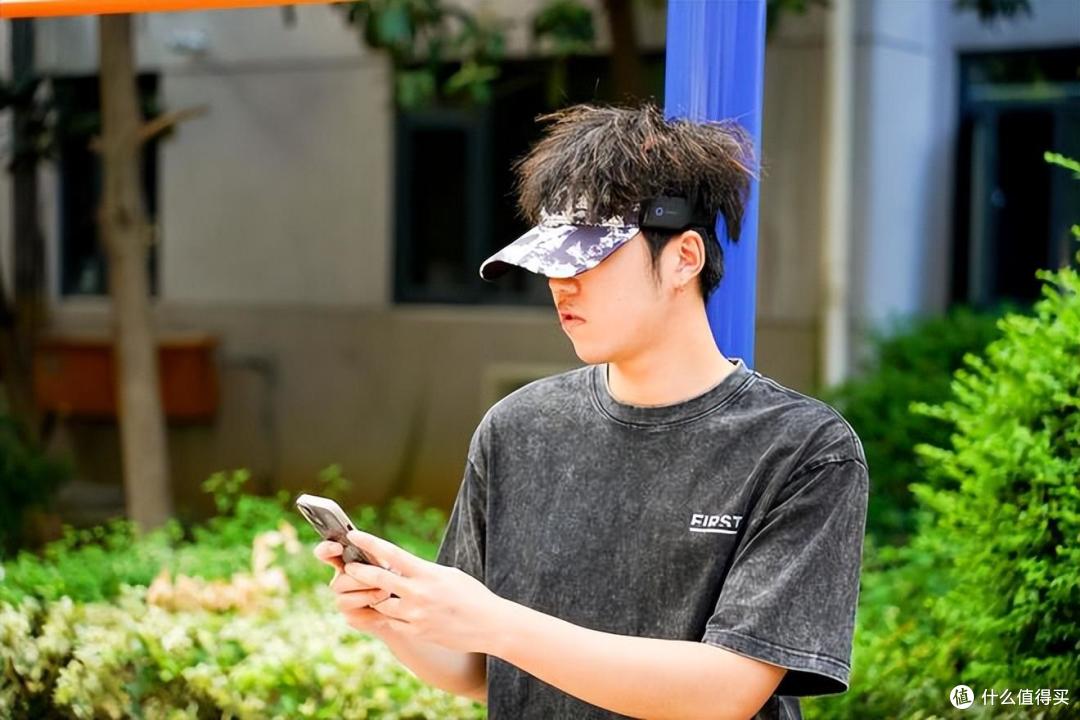 既要穿戴也要音乐:哈氪无界V 智能运动蓝牙耳机测评