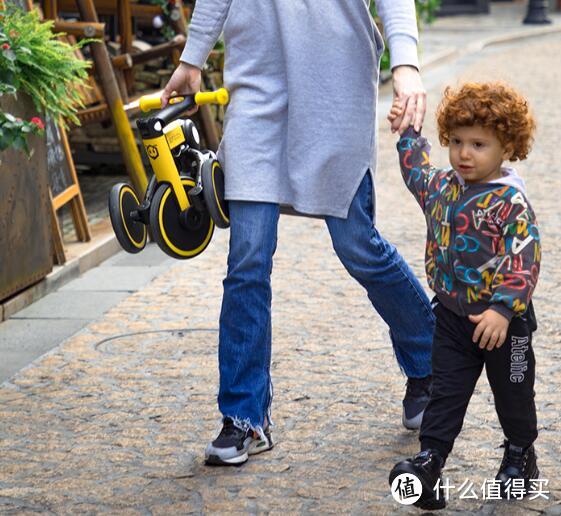奶爸带娃记：轻松带宝宝出行！uonibaby儿童三轮车，让你和孩子的出行更加便捷愉快！