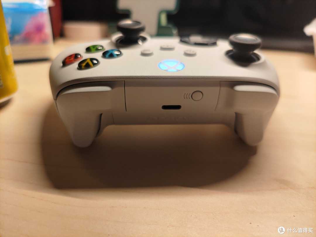 PS5手柄与Xbox手柄：功能对比与评测
