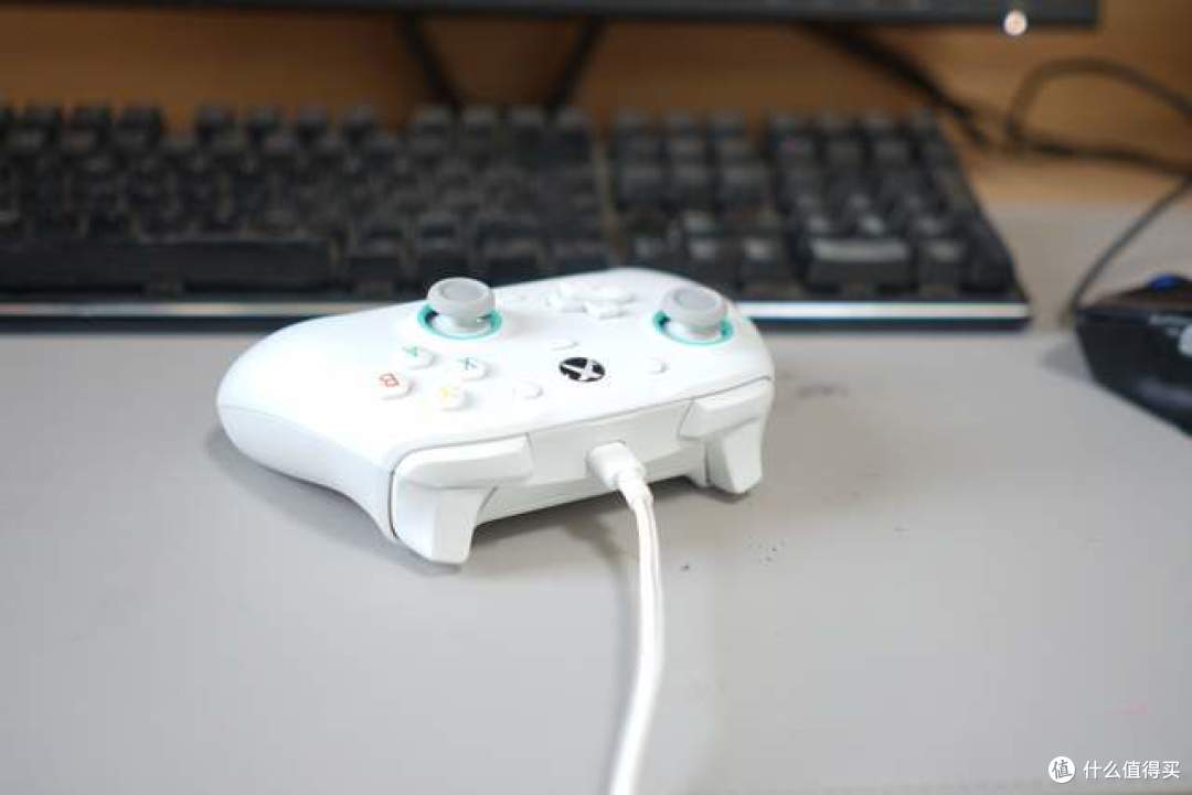 微软Xbox手柄最佳平替，盖世小鸡G7 SE微软授权有线游戏手柄
