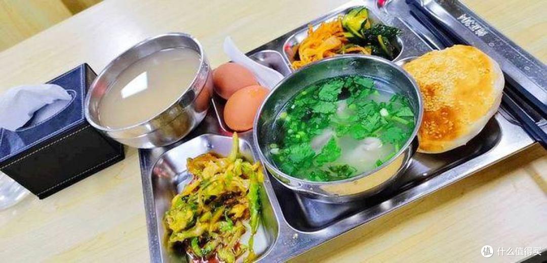 伏天食堂早餐,7天不相同,开胃解暑又好吃,免费吃就是不一样