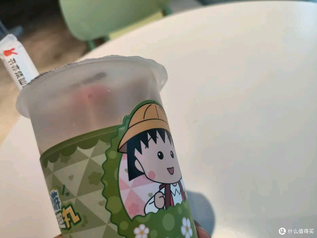 秋天的第一杯奶茶:温暖滋味的季节口福!