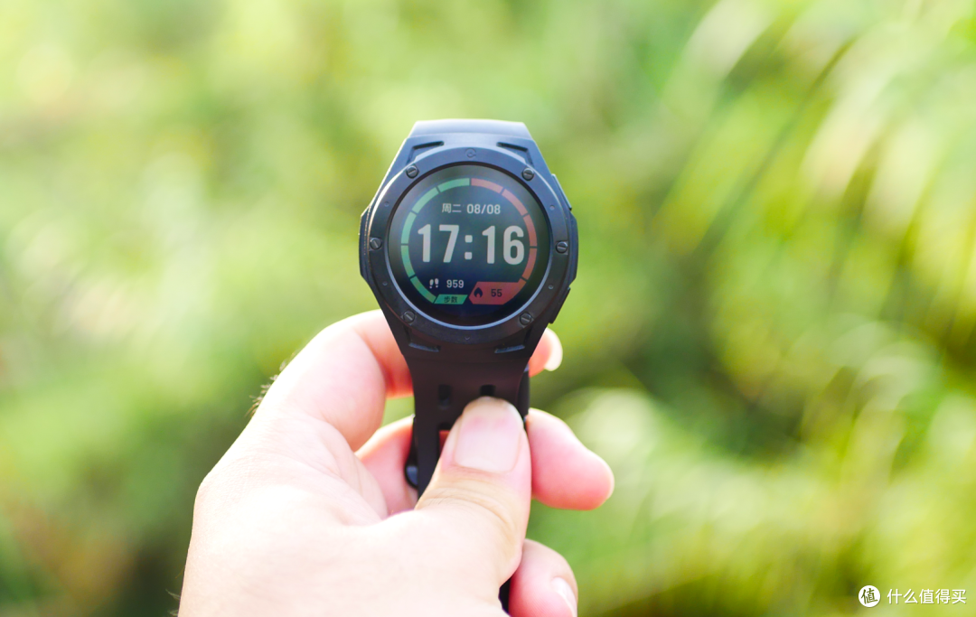 铭普Xe1上手实测:常亮+轻薄+专业+长续航,智能运动手表的新风向