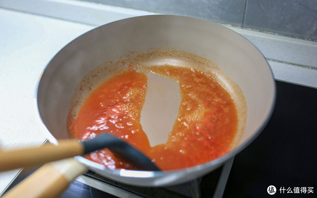 卓越厨艺的秘密武器：思本普仕零油锅 —— 零油烹饪，真正的不粘，厨房好伙伴！