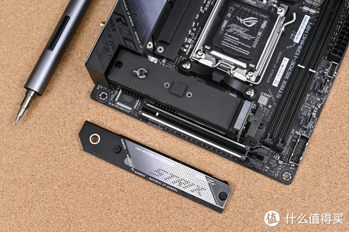 六面玲珑——ROG X670E-I+影驰 4060Ti+几何未来 M2 方舟装机展示