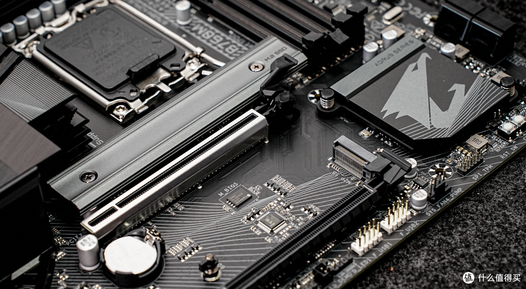 黑盒i5+技嘉B760!6K预算如何装台鲁大师跑分200万的DIY主机?