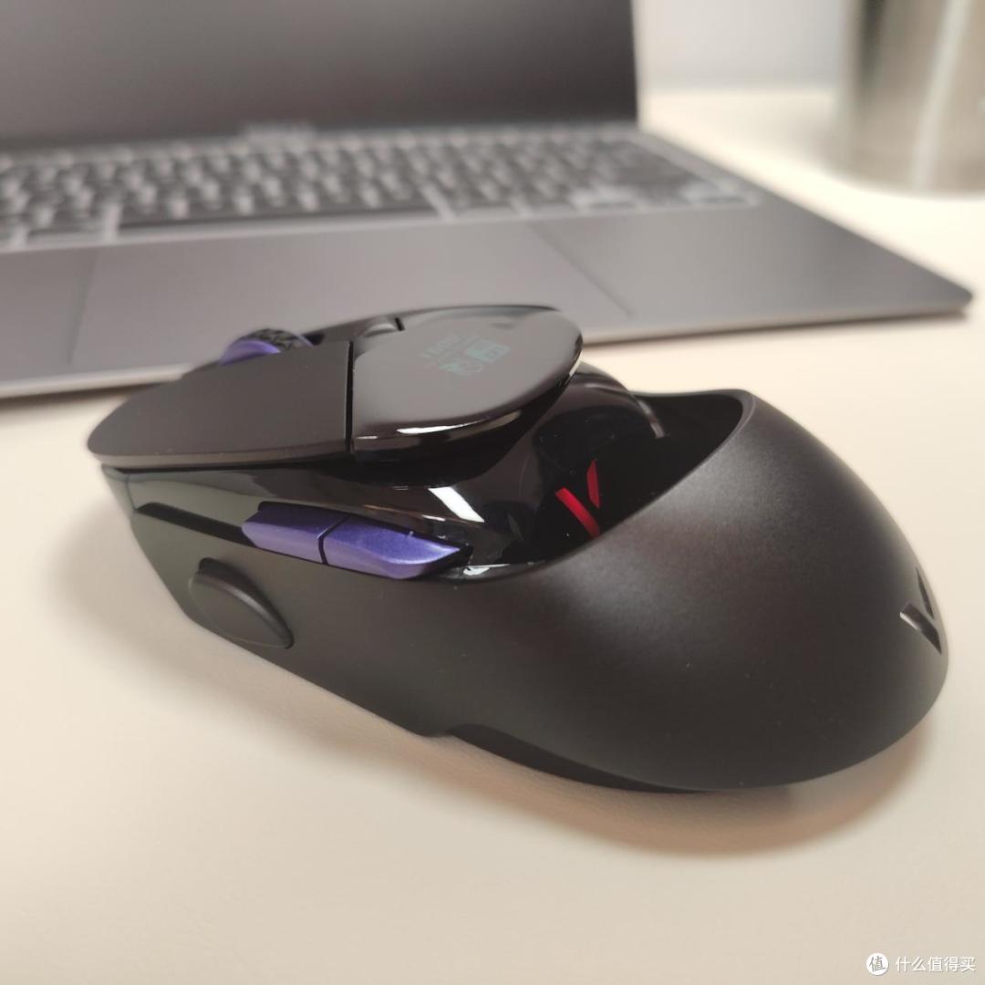 百元优秀屏显无线超跑电竞鼠标——雷柏VT960PRO测评报告