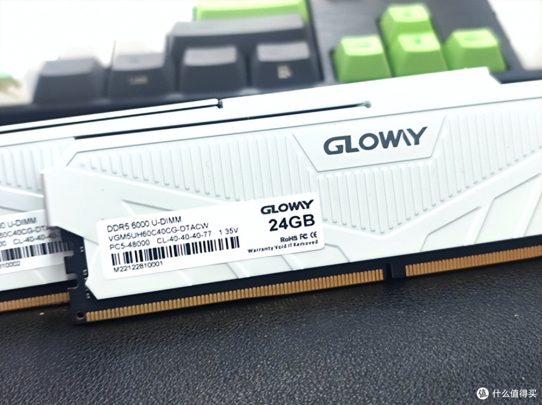 AMD也支持8000MHz内存了,快抢一套光威神策试试效果吧