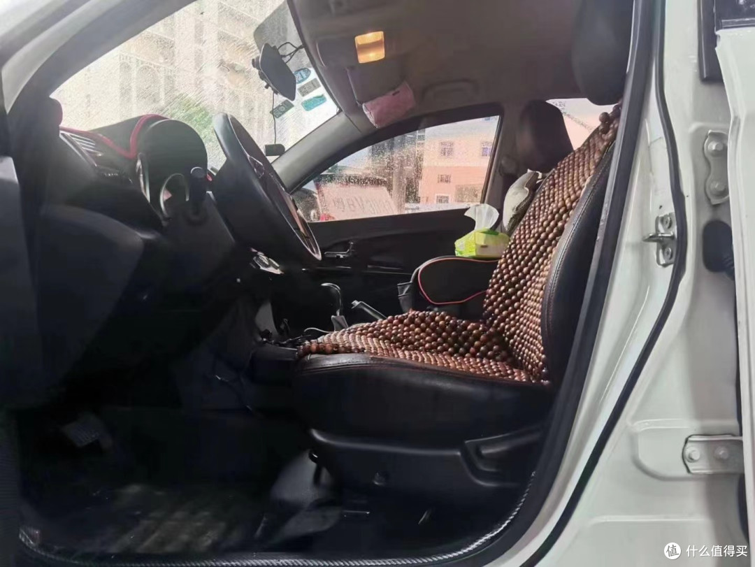 以下是关于陆风X5的一般特点和亮点