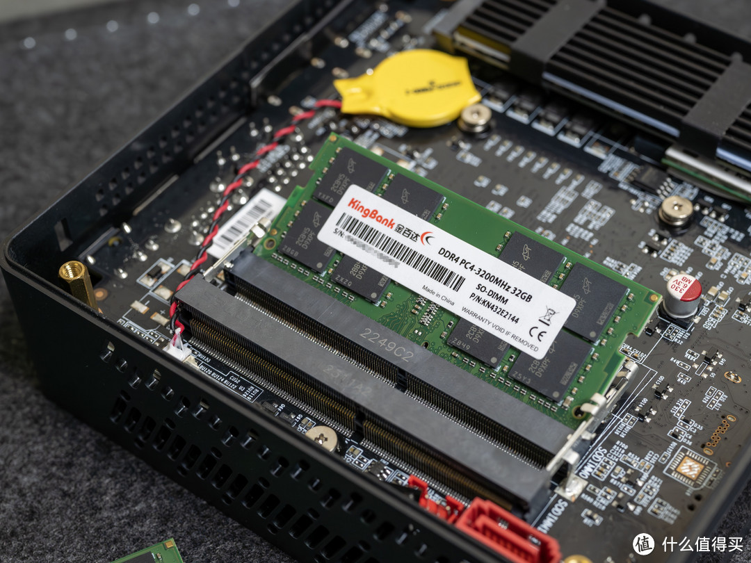 平价DDR4 32GB笔记本内存来了，玲玲把NUC迷你主机扩展到64GB内存