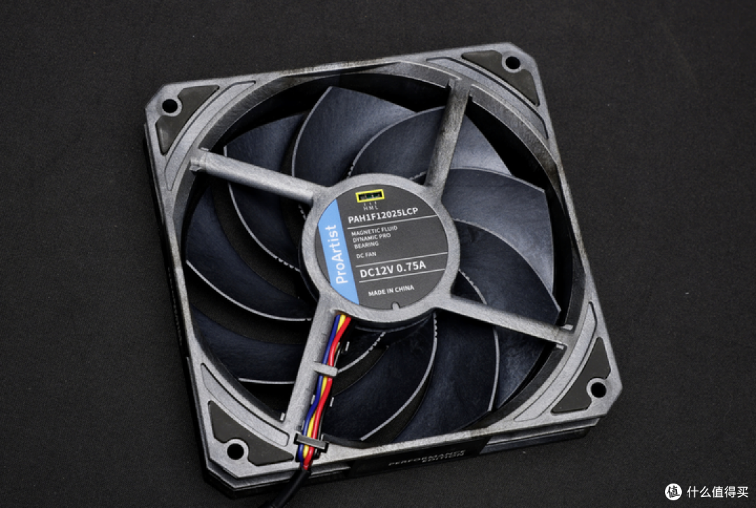 杰鸽出品 风扇中的西装暴徒 雅浚h12pe高性能风扇把玩