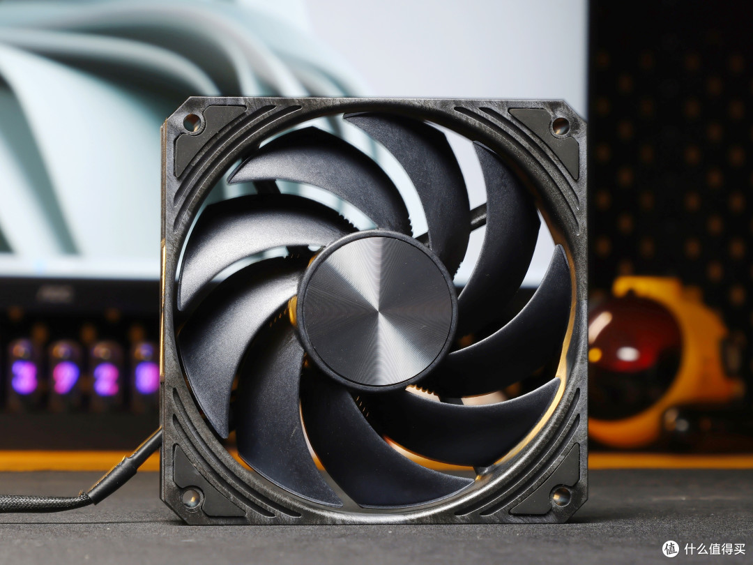 杰鸽出品 风扇中的西装暴徒 雅浚h12pe高性能风扇把玩