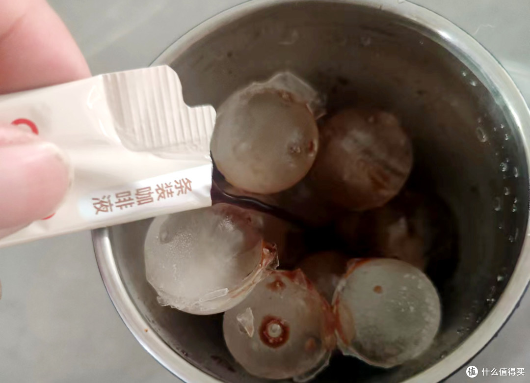 轻松做冰美式,口味不输星巴克,只要几毛钱