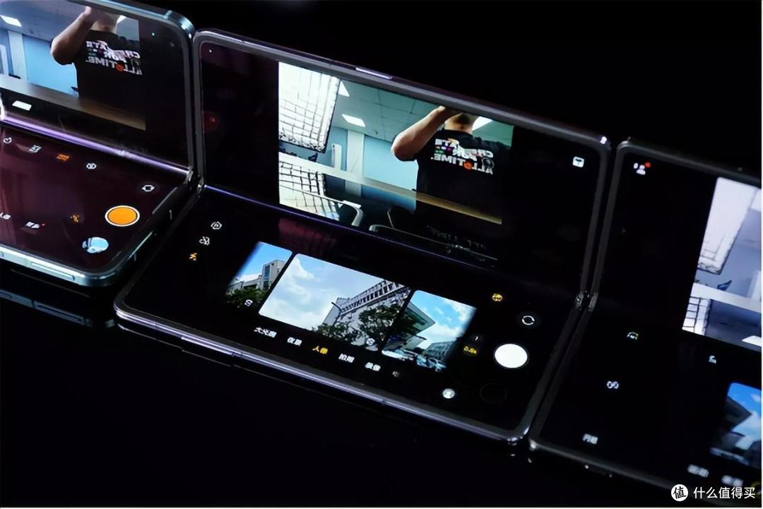 年中折叠屏手机大战!荣耀、OPPO、vivo三大厂旗舰,谁更值得买?