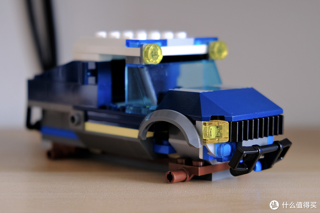 精英就要不同色——LEGO 乐高城市系列 60272 精英警艇运输