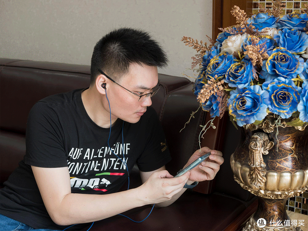 音质出众,颜值超炫酷的潮玩:PANDAER 有线耳机上手体验