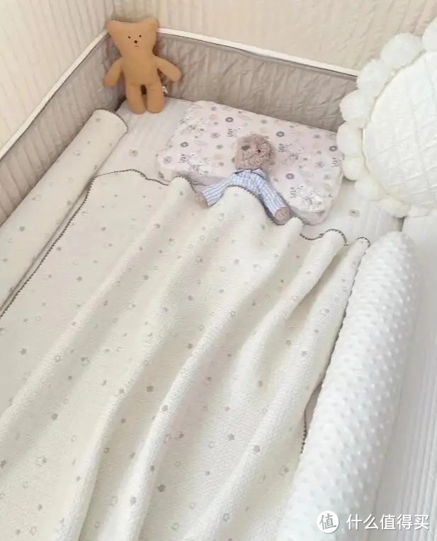 宝宝床不实用怎么办？不要错过巴布豆婴儿床！