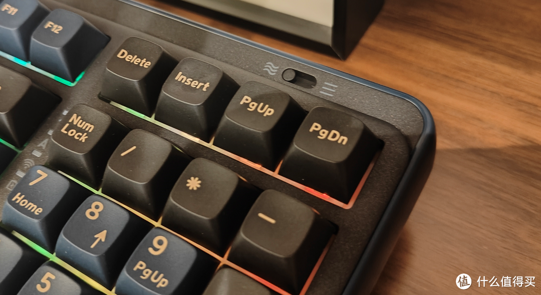 软硬兼施，这个大师键盘很有料！达尔优A98 Master三模机械键盘评测