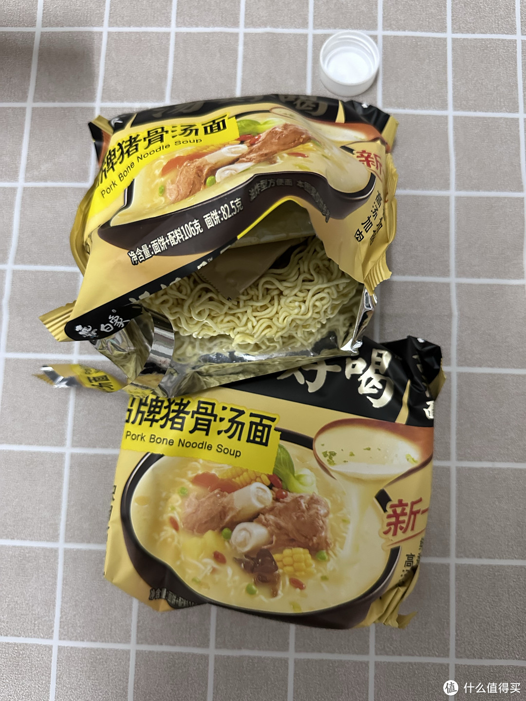 白象方便面，一碗就能满足你的饥饿！