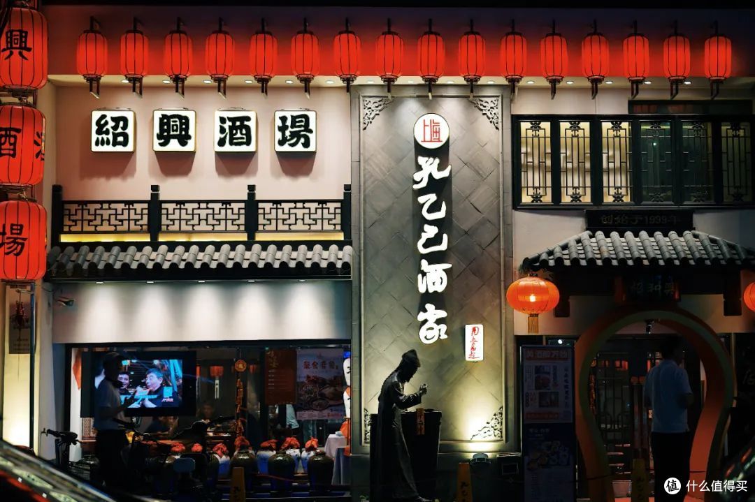 在这条街上吃了三天,竟然没有一家踩雷!这条美食街,稳了!