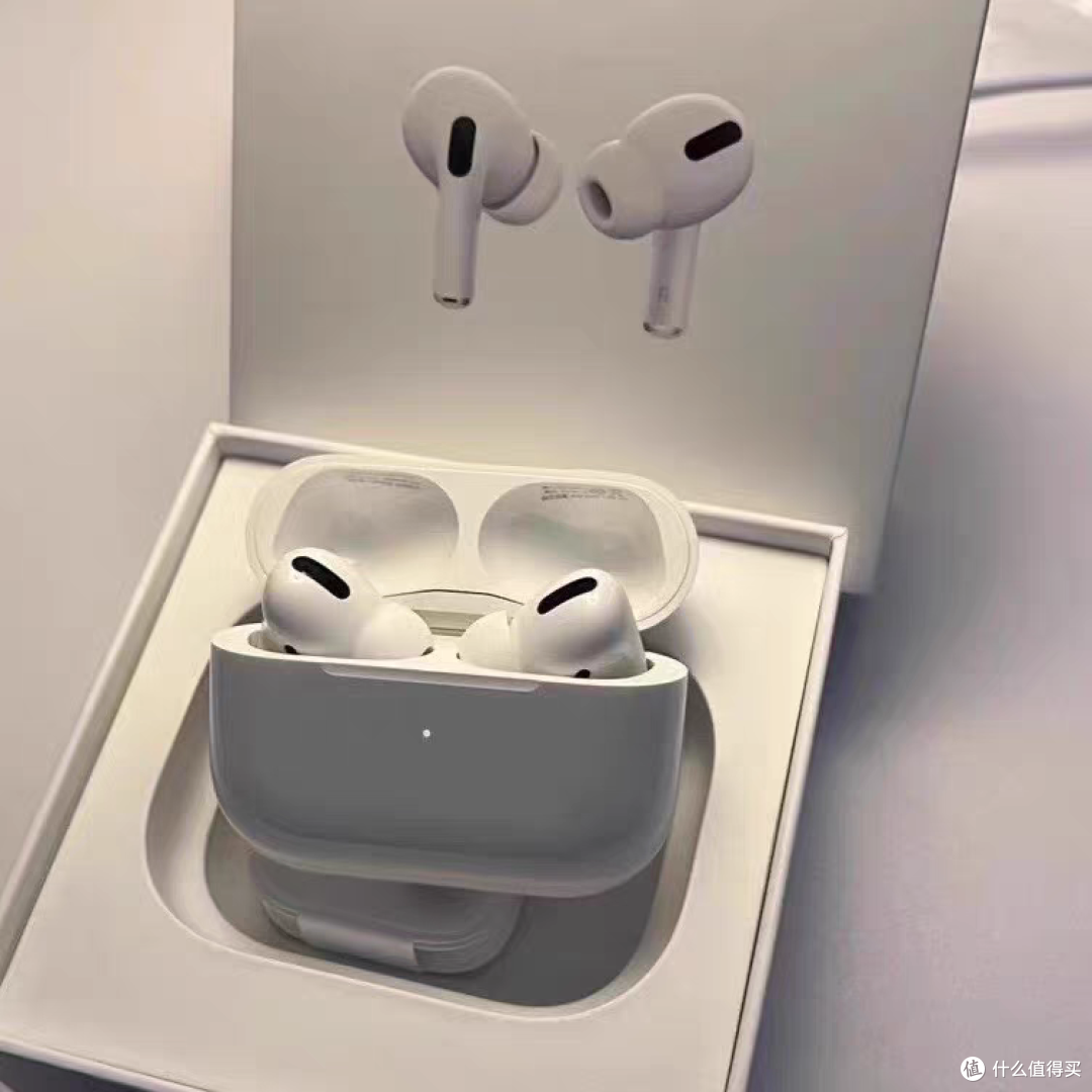 刚入手的的airpods,给大家分享一下使用感受