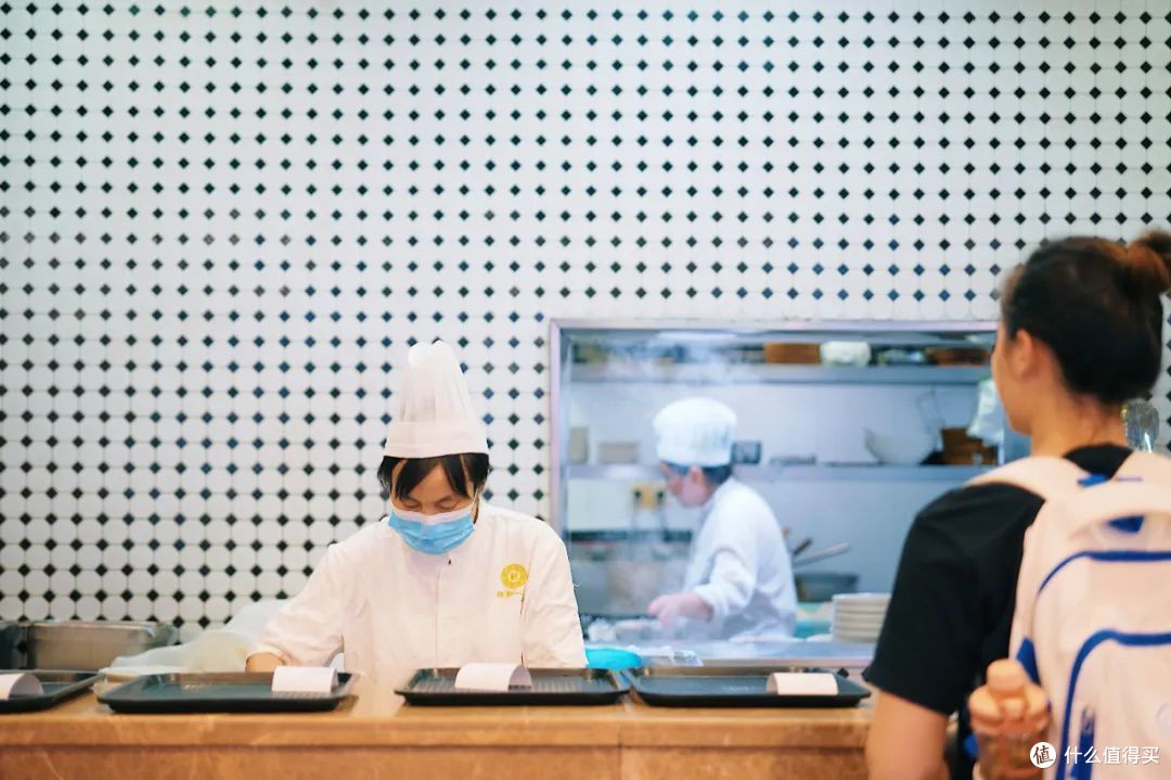 在这条街上吃了三天,竟然没有一家踩雷!这条美食街,稳了!