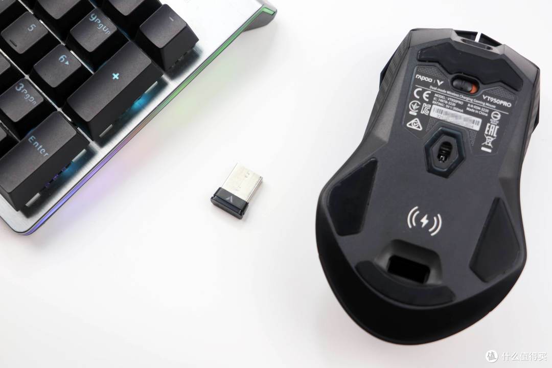 个性化设计与高性能的完美结合——VT950PRO 4K无线游戏鼠标体验