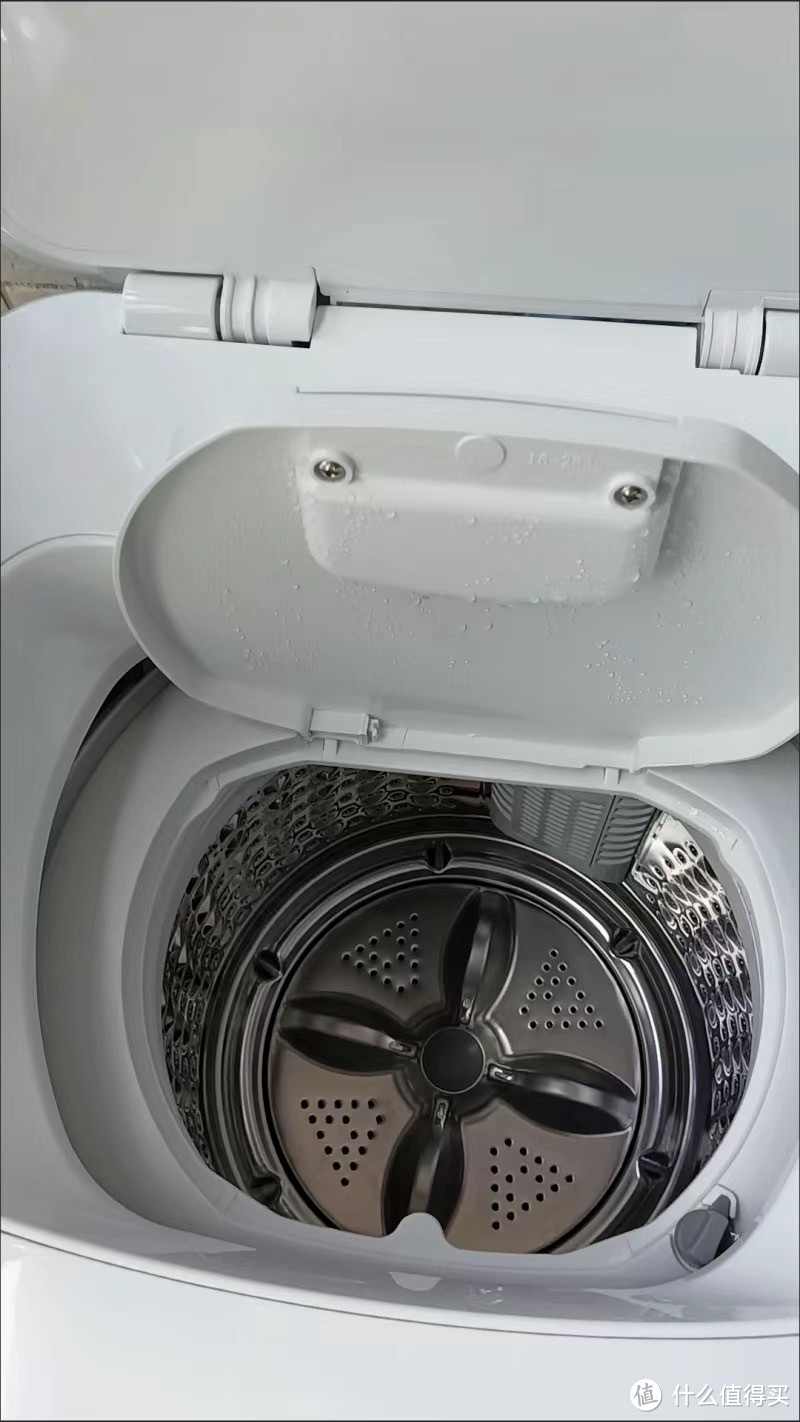 ￼￼小天鹅（LittleSwan）波轮洗衣机全自动3KG迷你洗衣机小儿童洗衣机