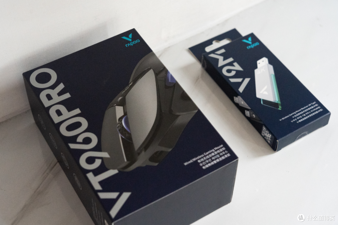 OLED屏加持、支持4K回报率，雷柏VT960Pro鼠标用技术创新电竞体验
