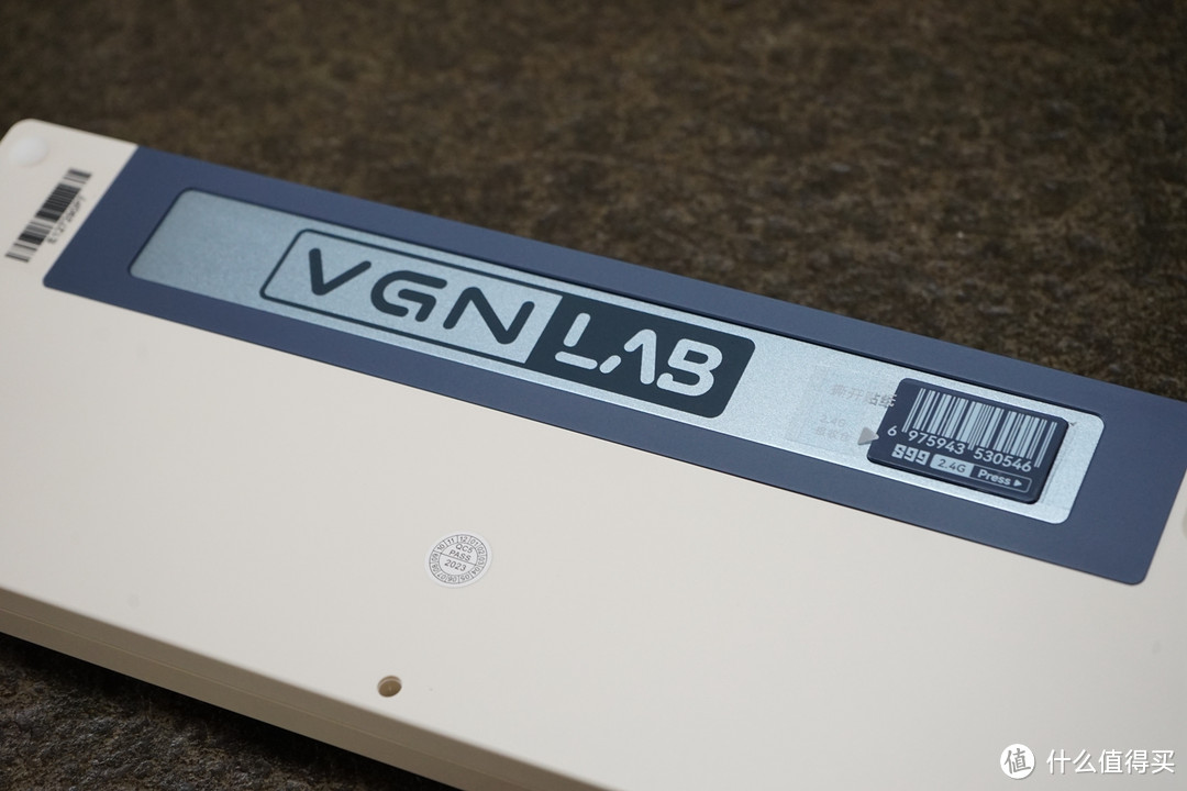 客制化机械键盘开卷，而我才刚入场，小记VGN S99（远山蓝极光轴）
