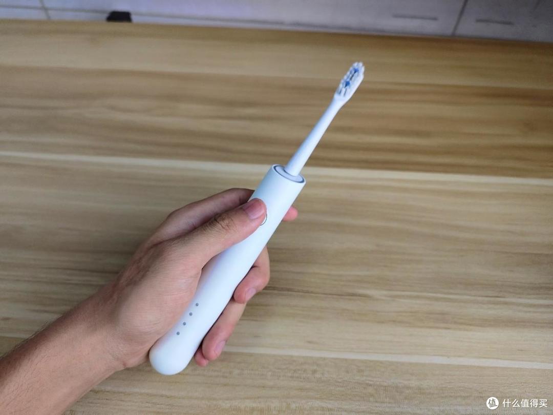 让清洁牙变得更方便简单！高颜值——舒摩斯CAREMOS欧拉电动牙刷