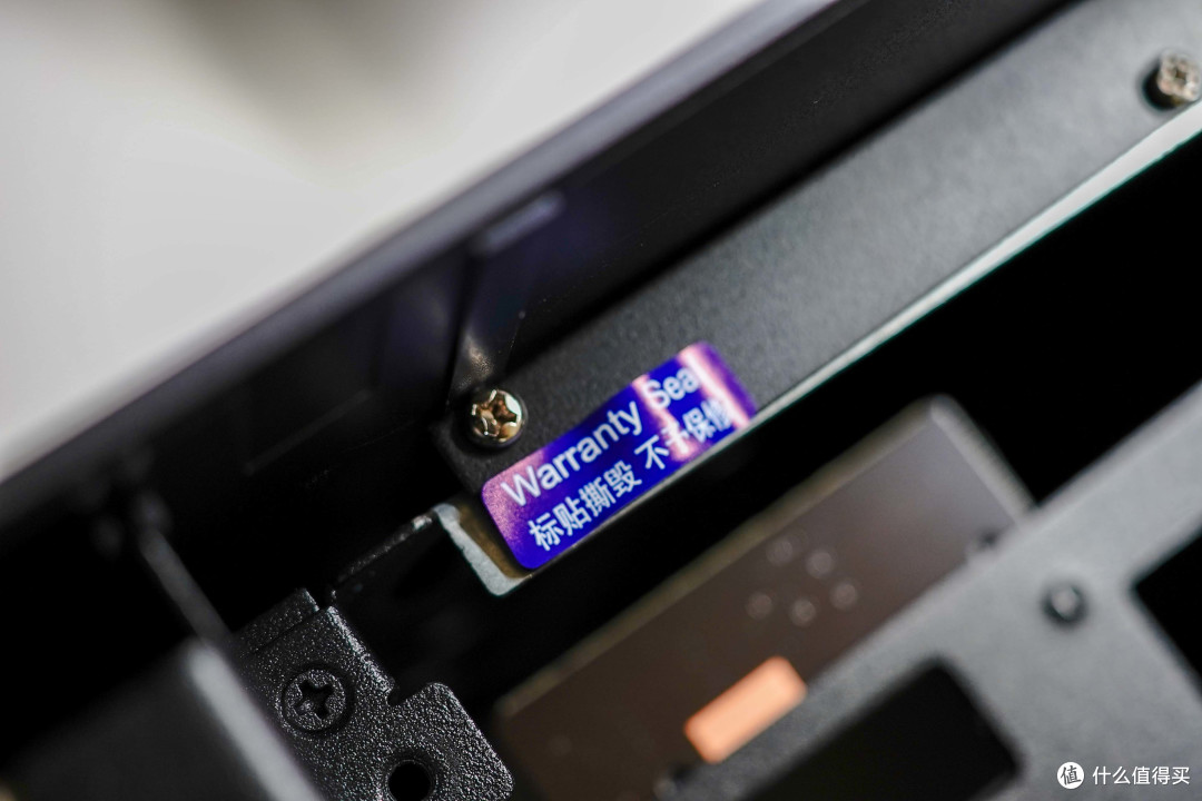到手即用+全新系统软件丨绿联DX4600Pro拆解与深度评测